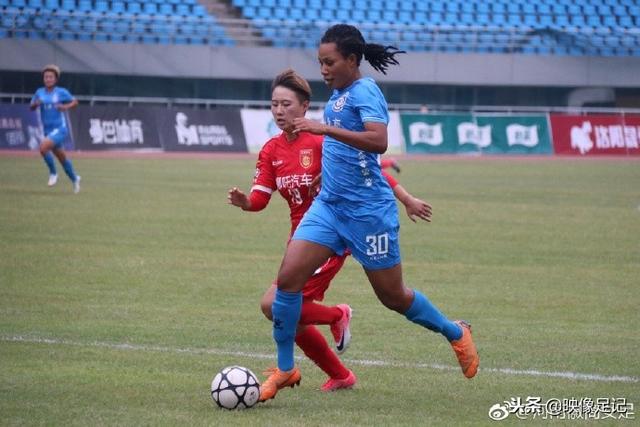 陈坤坦言健康问题，澄清与周迅传闻不实